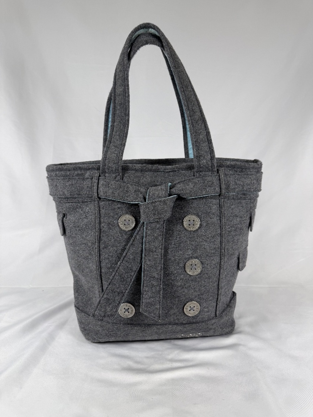 OGIO Hampton's Gray Felt Tote Laptop Bag Aqua Lining Button Detail